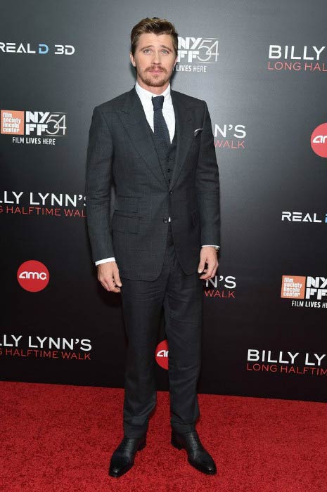 Garrett Hedlund ved Billy Lynns Long Halftime Walk-arrangement under New York Film Festival i oktober 2016