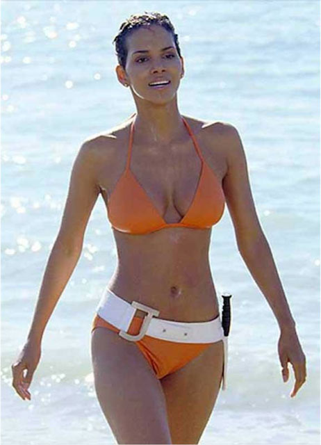 Halle Berry bikinit