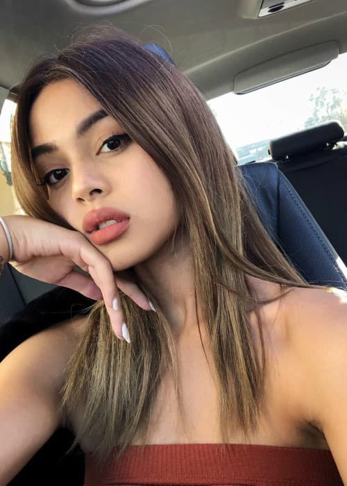 Lily Maymac selfiessä kesäkuussa 2018