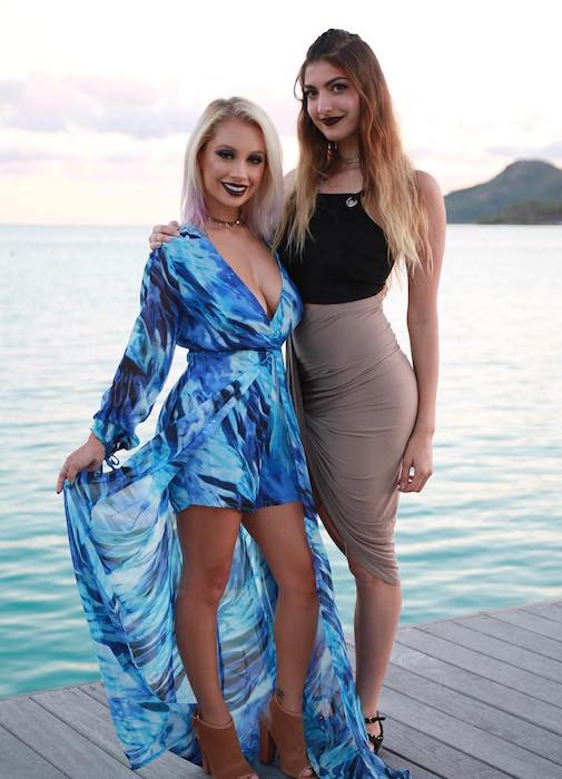 Rachel Levin με beauty vlogger, Nicol Concilio στο Bora Bora τον Οκτώβριο του 2016