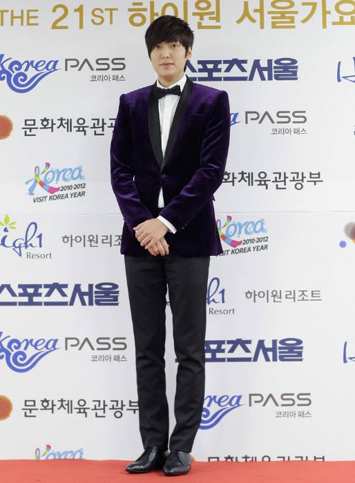 Lee Min-ho 21. High1 Seoul Music Awards -gaalassa tammikuussa 2012