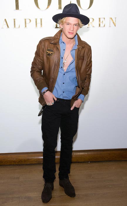 Cody Simpson New Yorkin muotiviikolla syksyllä 2015