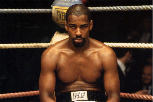 Denzel Washington jako Robin „Hurricane“ Carter.