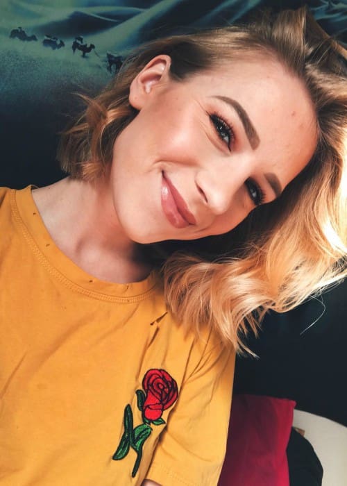 Η Courtney Miller σε μια selfie τον Φεβρουάριο του 2018