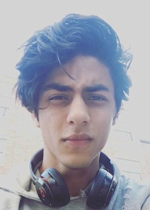 Ο Aryan Khan σε μια selfie στο Instagram όπως φαίνεται τον Ιούνιο του 2017