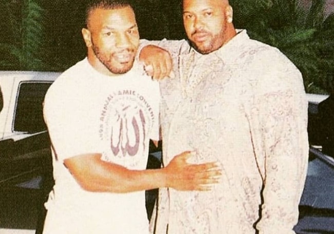 Suge Knight (højre) med Mike Tyson