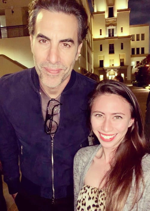 Sacha Baron Cohen og Jennie Marie Pacelli sett i mai 2019