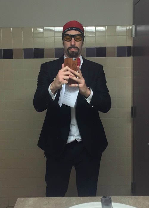 Sacha Baron Cohen i en selfie i februar 2016