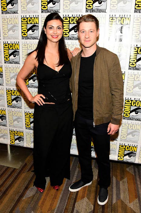 Ben McKenzie og Morena Baccarin under Comic-Con International i juli 2016