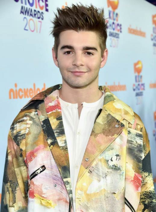 Jack Griffo ved Nickelodeons 2017 Kids' Choice Awards