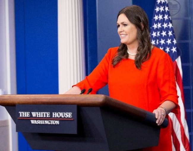 Sarah Huckabee Sanders som set i 2017