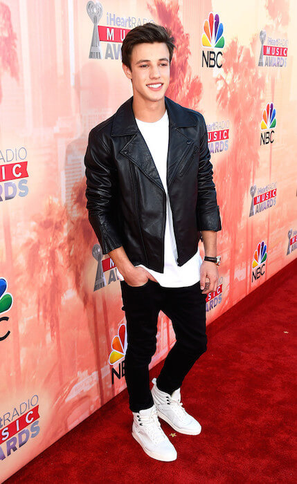 Cameron Dallas ved NBC's iHeartRadio Music Awards 2015