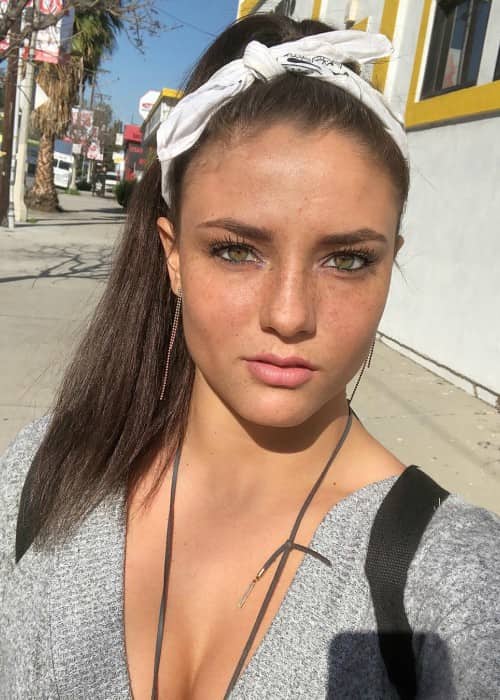 Η Jade Chynoweth σε μια selfie όπως φαίνεται τον Απρίλιο του 2018