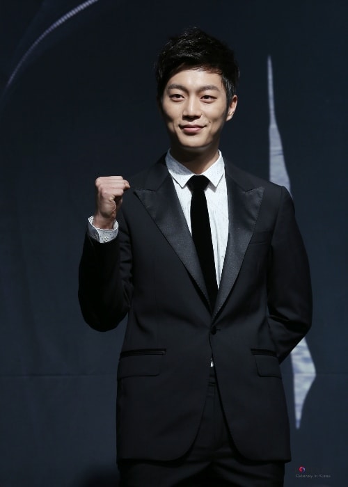 Ο Yoon Doo-joon όπως φαίνεται τον Φεβρουάριο του 2013