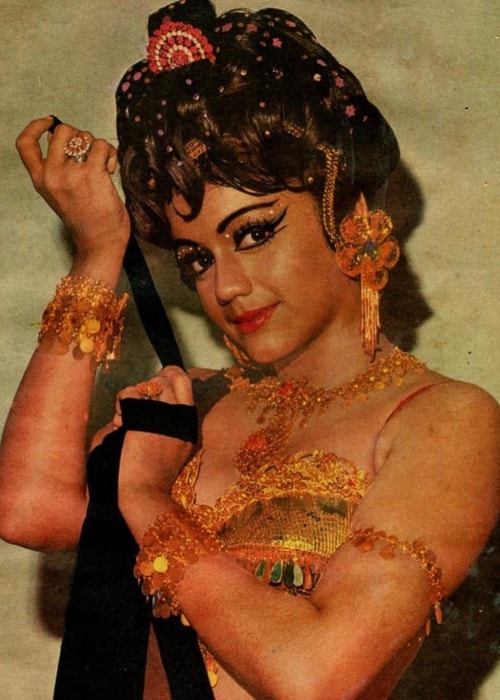 Jayshree Talpade, kot je prikazano na povratni sliki