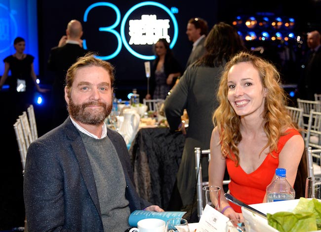 Zach Galifianakis in njegova žena Quinn Lundberg na podelitvi nagrad Film Independent Spirit Awards 2015