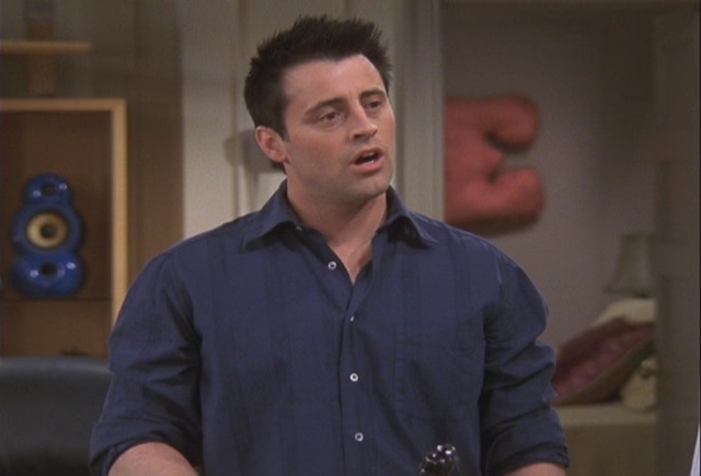 Matt LeBlanc i en stillbilde fra Friends (1994-2004) som Joey Tribbiani