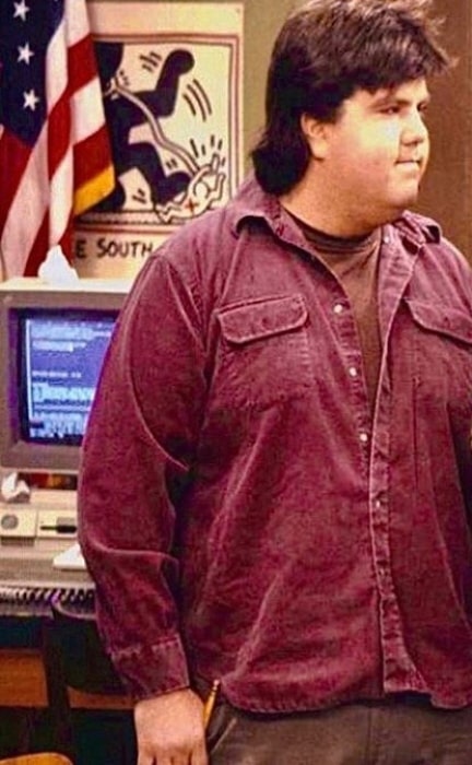 Dan Schneider teini-ikäisenä ABC-hittisarjassa Head of the Class (1986–1991)