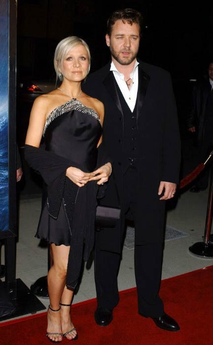 Russell Crowe ja Danielle Spencer Master and Commander: The Far Side of the World -esityksessä marraskuussa 2003