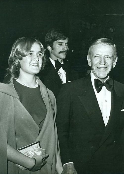 Fred Astaire, viden s svojo vnukinjo Phyliss v sedemdesetih letih