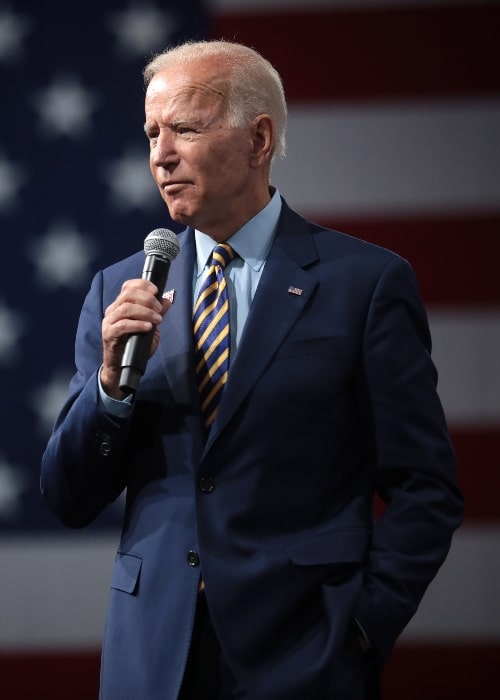 Joe Biden se je pogovarjal z udeleženci predsedniškega foruma Gun Sense, ki ga je avgusta 2019 gostil Everytown for Gun Safety in Moms Demand Action v Iowa Events Center v Des Moinesu v Iowi.