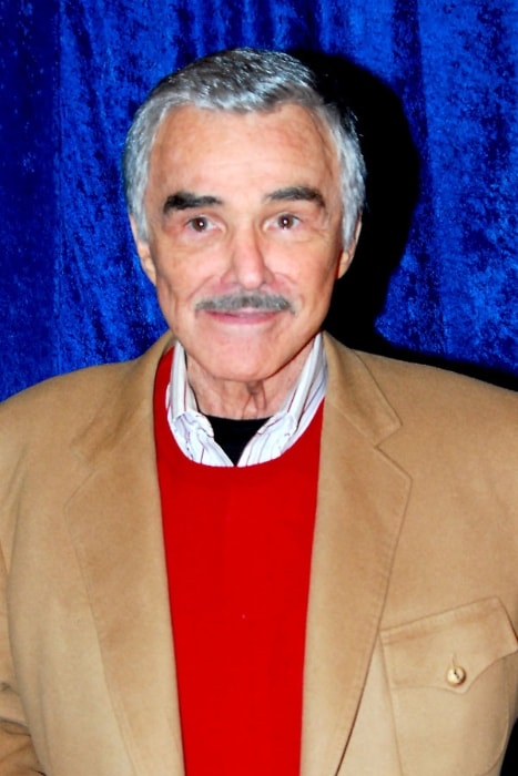 Burt Reynolds set på Hollywood Blvd Cinema i Woodridge, DuPage County, Illinois, USA i april 2011