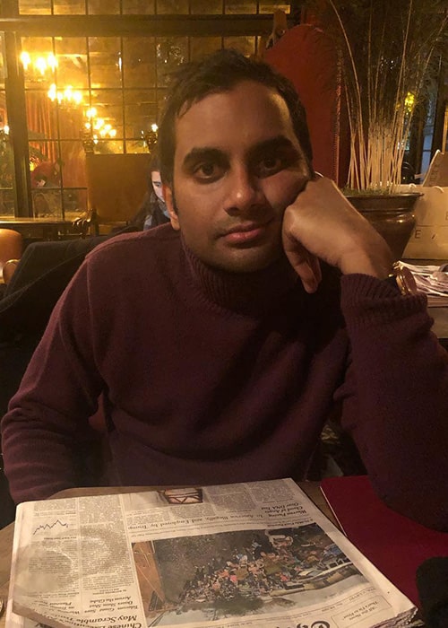 Aziz Ansari, ako je vidieť na jeho profile Instagram v novembri 2018