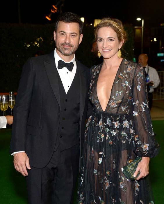 Jimmy Kimmel med Molly McNearney ved Primetime Emmy Awards Governors Ball 2016