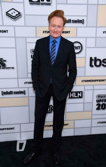 Conan O'Brien ved Turner Upfront -arrangementet i maj 2015