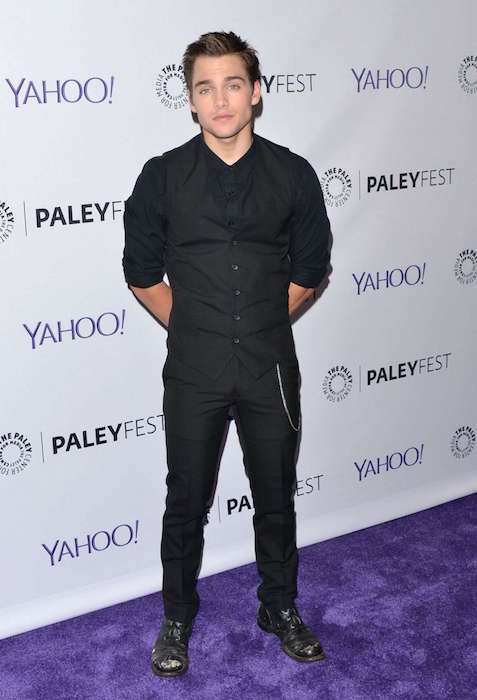 Ο Dylan Sprayberry κατά τη διάρκεια του 2015 PaleyFest τιμά το Teen Wolf Event του MTV