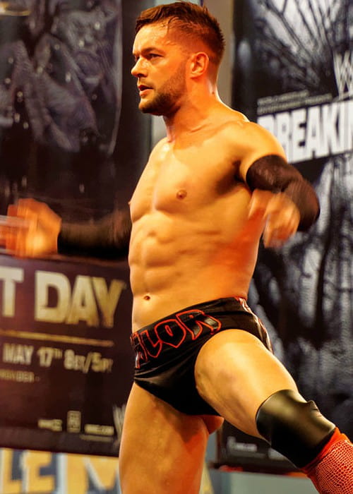 Finn Bálor på WrestleMania 31 Axxess i marts 2015