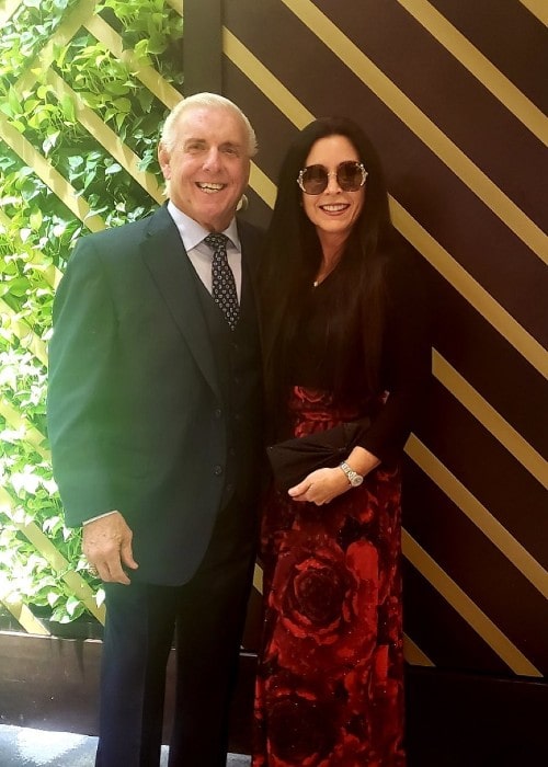 Ο Ric Flair με τη σύζυγό του Wendy όπως φαίνεται τον Δεκέμβριο του 2019
