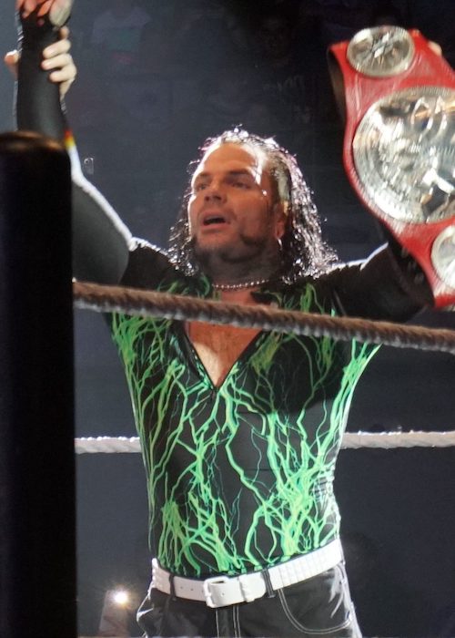 Ο Jeff Hardy ως πρωταθλητής ομάδας Raw Tag τον Μάιο του 2017